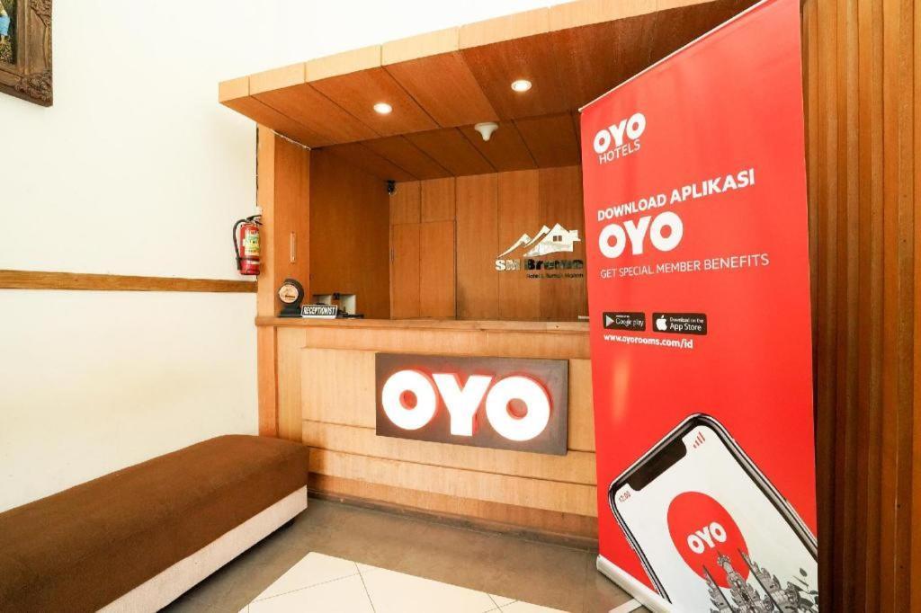 Oyo 1087 ホームステイ ポテト ハウス ブロモ山 エクステリア 写真