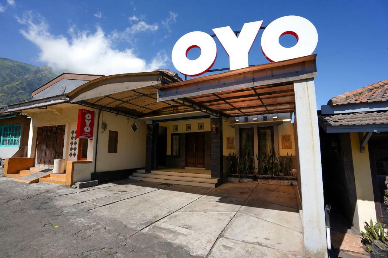 Oyo 1087 ホームステイ ポテト ハウス ブロモ山 エクステリア 写真